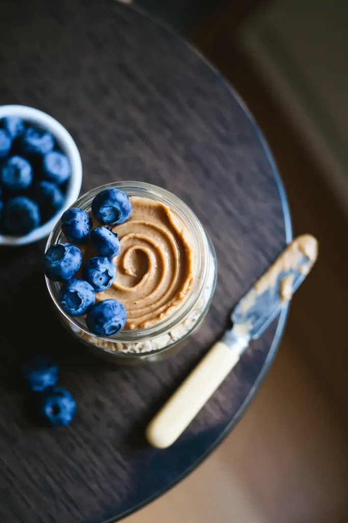 overnight oats peanut butter blueberry